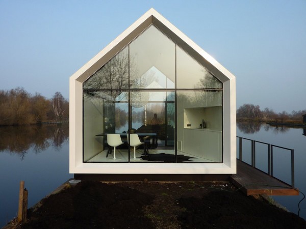 Dutch-Contemporary-Tiny-House-by-2by4-architects-5-600x450